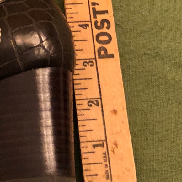 Brown Naturalizer Shoes - Picture 4 of 6